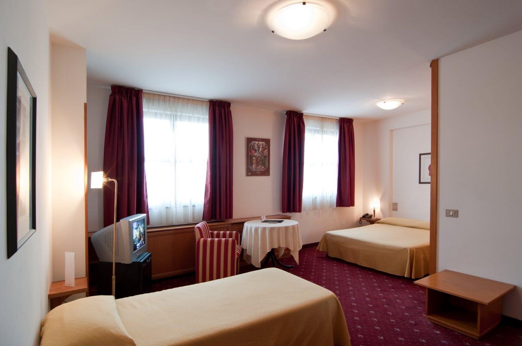 Hotel Perusia Perugia Camera foto