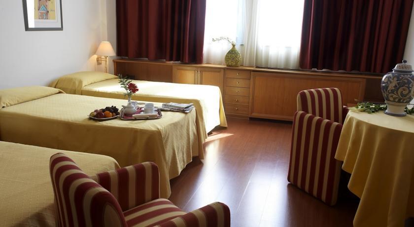 Hotel Perusia Perugia Esterno foto